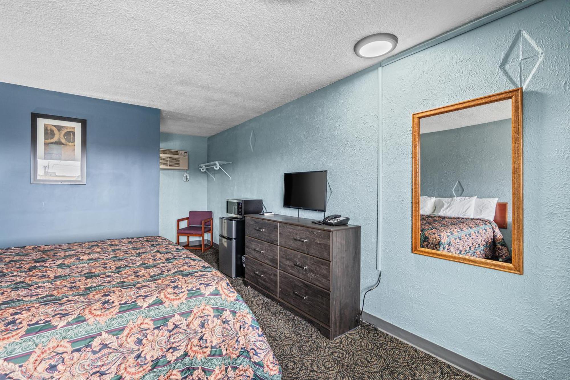 Broadway Inn Council Bluffs Exteriör bild
